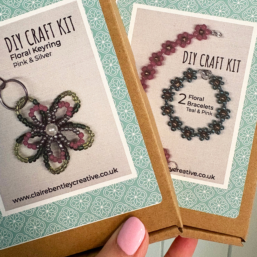 DIY Floral Keyring and bracelet set