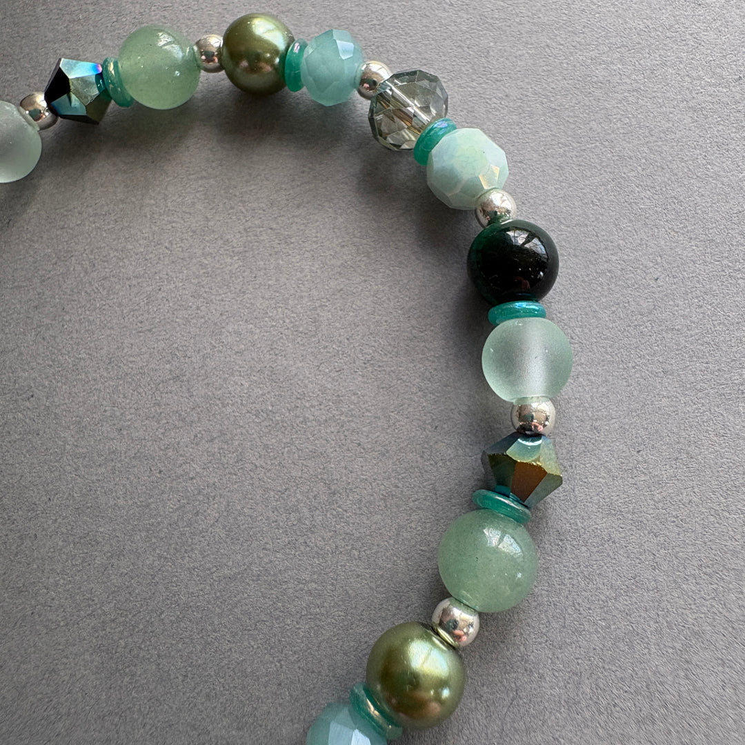 Handcrafted Crystal & Semi_Precious Bead Bracelet - Green