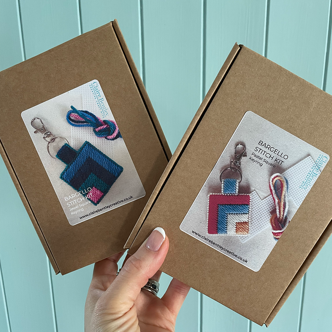 DIY Bargello Stitch Keyring Making Kit – Easy Needlepoint Craft for Beginners