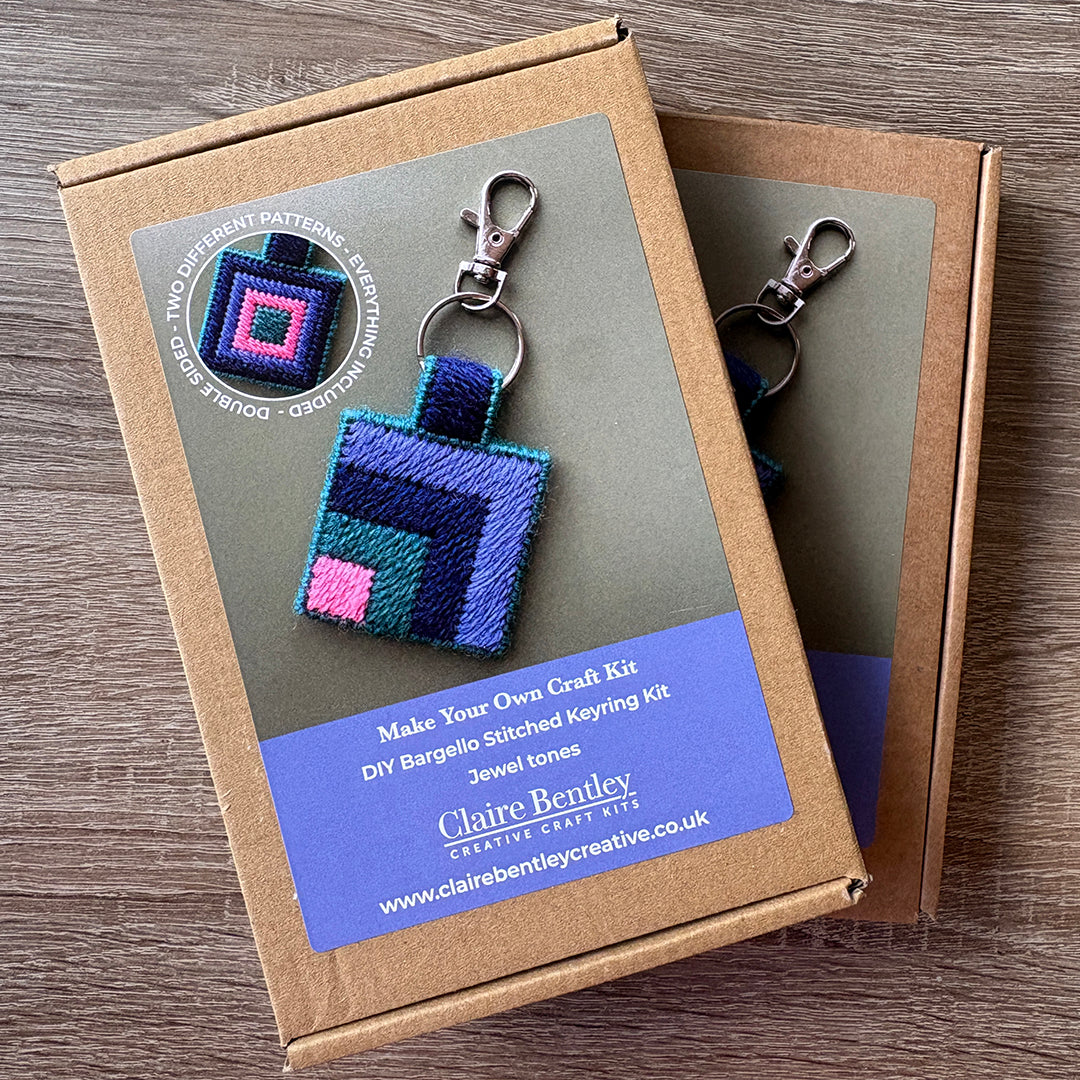DIY Bargello Stitch Keyring Making Kit – Easy Needlepoint Craft for Beginners
