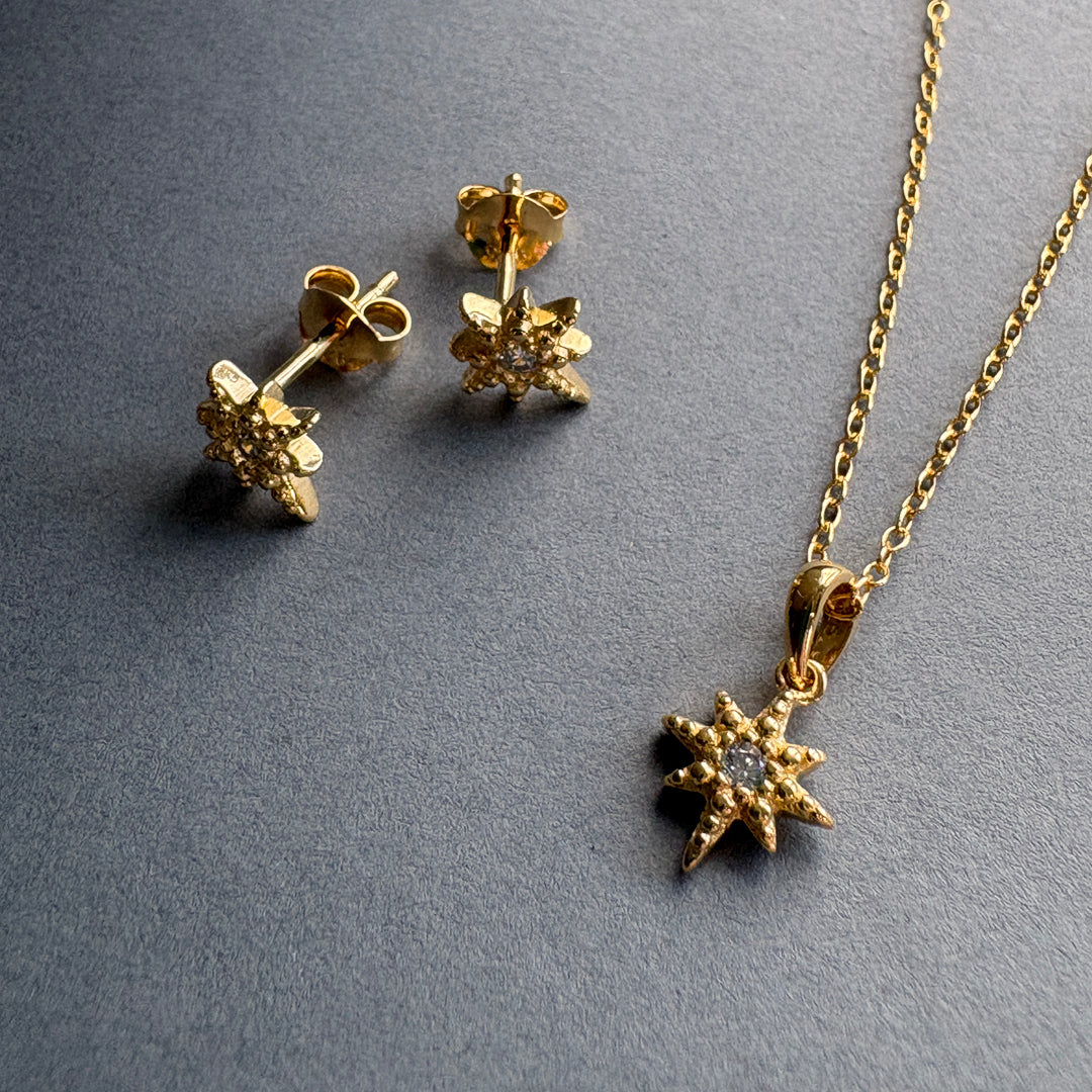 Celestial Star Earrings - Gold