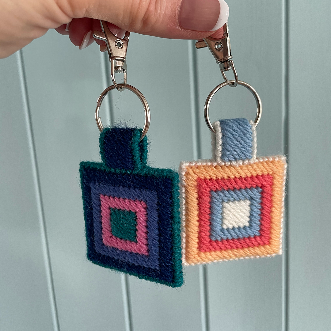 Bargello 'Make your own' Keyring Kit - Pastel