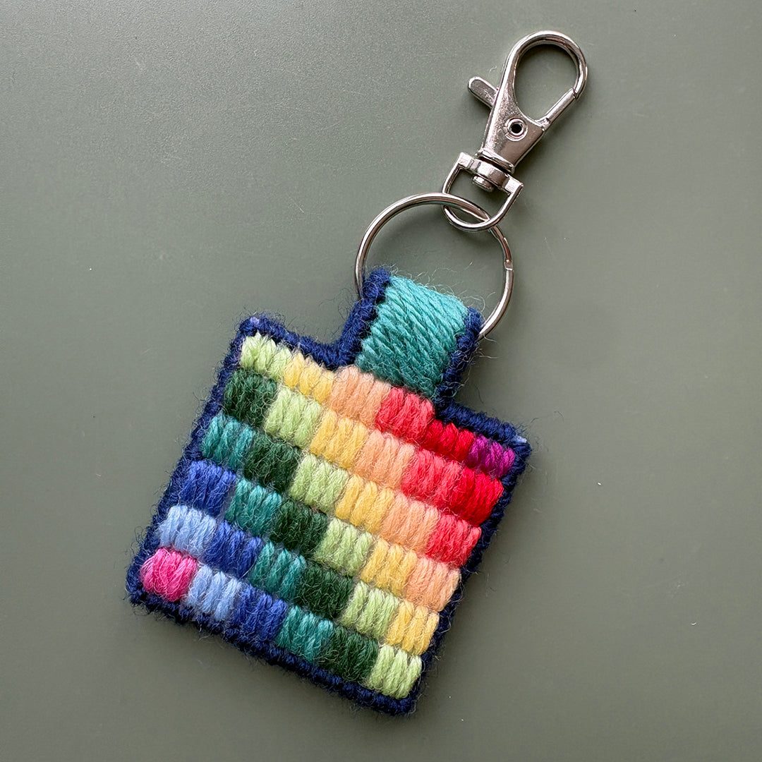 DIY Bargello Stitch Keyring Making Kit – Easy Needlepoint Craft for Beginners